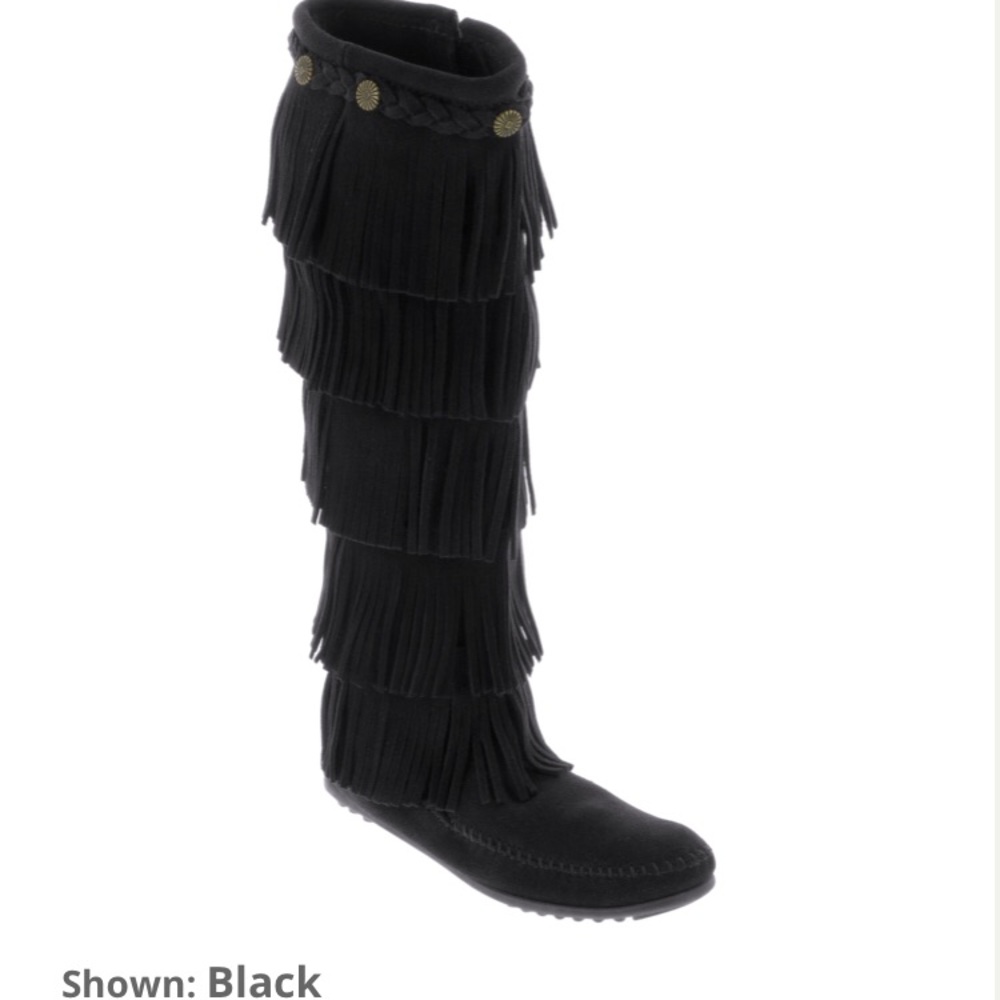 Minnetonka women's fringe boots